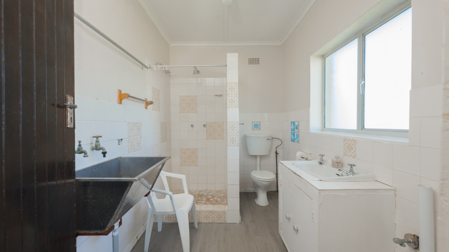 To Let 3 Bedroom Property for Rent in Agulhas Western Cape